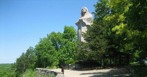 The Illinois Rock Statue Worth Driving Across The State To Explore