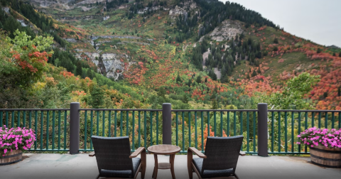 A Mountain Getaway In Utah, This Vacation Rental Overlooks A Series Of Waterfalls