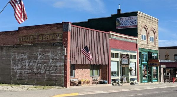 One Of The Best Restaurants In Montana Is Hiding In This Small Montana Town