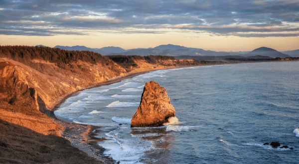 The Oregon Natural Wonder Worth Driving Across The State To Explore