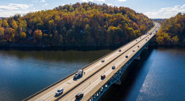 The Charming Small Town In West Virginia That’s Perfect For A Fall Day Trip