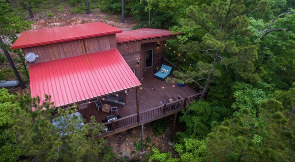 This Luxury Cabin Is The Best Home Base For Your Adventures In Oklahoma’s Broken Bow
