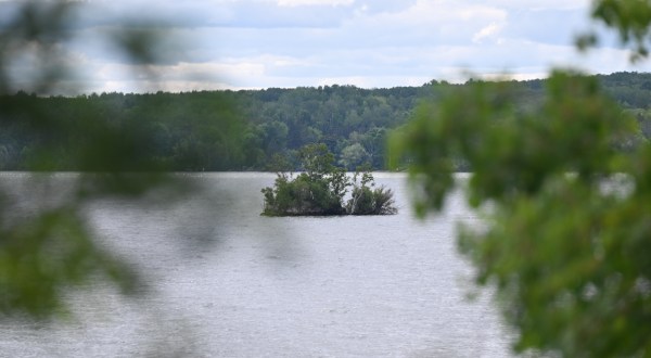 The Wisconsin Lakefront Trail That Holds A Long Forgotten Secret Of The Pioneer Era