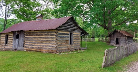 Explore This Secret Trail Around One Of The Most Historic Homesteads In Arkansas