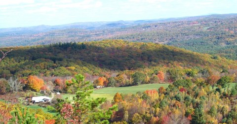 The Massachusetts Mountain Worth Driving Across The State To Explore