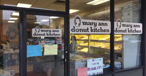 The Donuts From Mary Ann Donut Kitchen In Pennsylvania Are So Good, They Practically Melt In Your Mouth