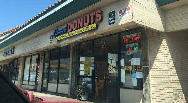 The Old Fashioned Donuts From Oxnard Donuts In Southern California Are So Good, They Practically Melt In Your Mouth
