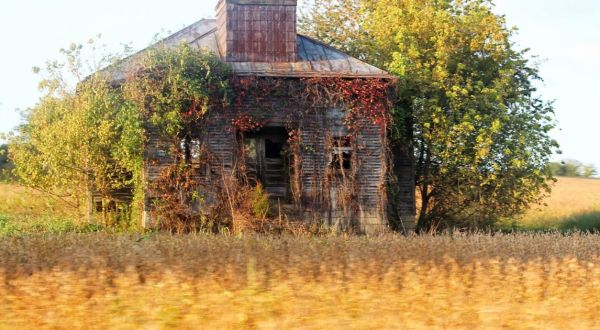 One Of The Most Historic Small Towns In Indiana Is Also Among The Most Haunted