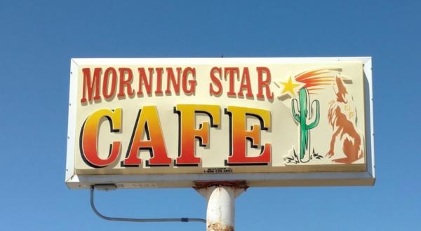 The Small-Town Diner In Arizona Where Locals Catch Up Over Country Fried Steak