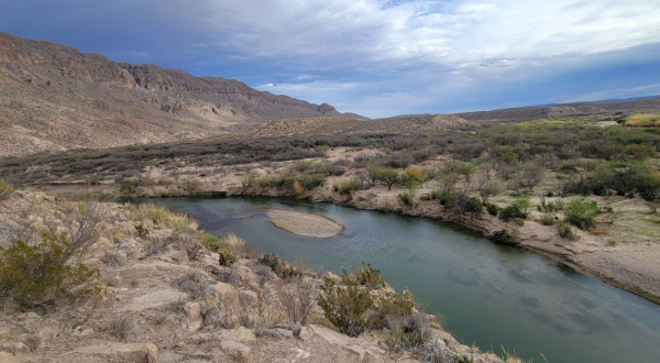 The 1.2-Mile Boquillas Canyon Trail Might Just Be The Most Enchanting Hike In Texas