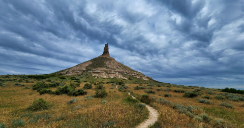 Explore This Secret Trail Around Chimney Rock In Nebraska