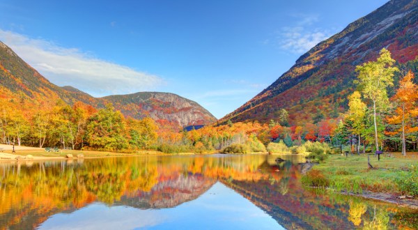 The Spectacular State Park Where You Can View The Best Fall Foliage In New Hampshire