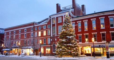 7 Christmas Towns In New Hampshire That Will Fill Your Heart With Holiday Cheer