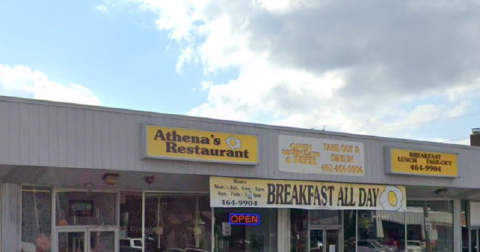 The Breakfast Plates From Athena’s Breakfast & Lunch In Rhode Island Are So Big, They Could Feed An Entire Family