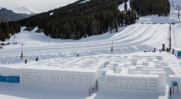 A Snow Maze Is Coming To Colorado And it’s A Family-Friendly Activity You Don’t Want To Miss