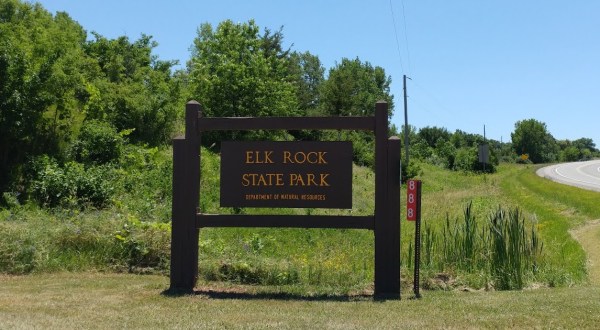 The Small State Park Where You Can View The Best Fall Foliage In Iowa