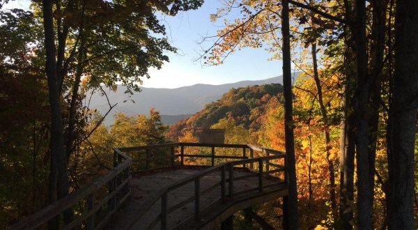 The Under-The-Radar Destination In Tennessee With The Most Beautiful Fall Foliage In The State