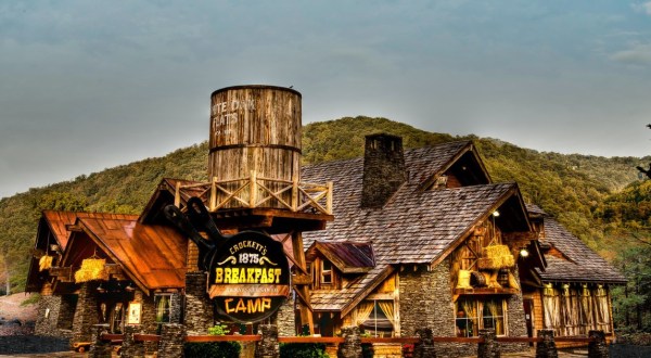 The Breakfast Dishes From Crockett’s Breakfast Camp In Tennessee Are So Big, They Could Feed An Entire Family
