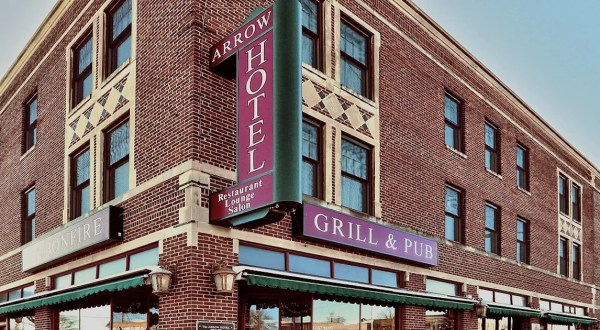 The Historic Arrow Hotel In Nebraska Is Notoriously Haunted And We Dare You To Spend The Night