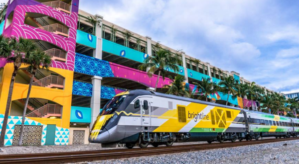 The First US Passenger Rail Service In A Century Connects Miami & Orlando At Incredible Speeds