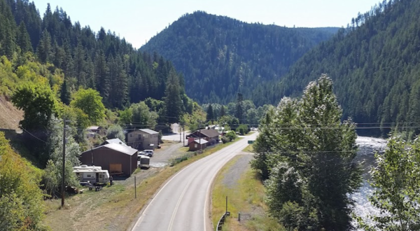 The Most Remote Small Town In Idaho Is The Perfect Place To Get Away From It All