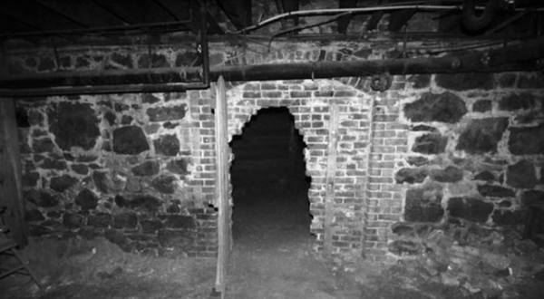 The Haunted Ghost Tour In Oregon Is A Paranormal Experience Like No Other