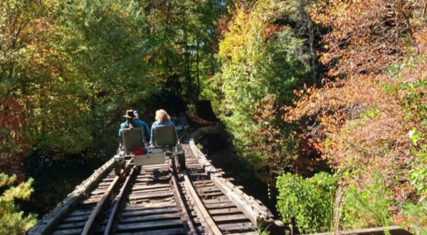 The Enchanting Andrews Valley Rail Tours In North Carolina Is One Of The Best Places To Enjoy Autumn
