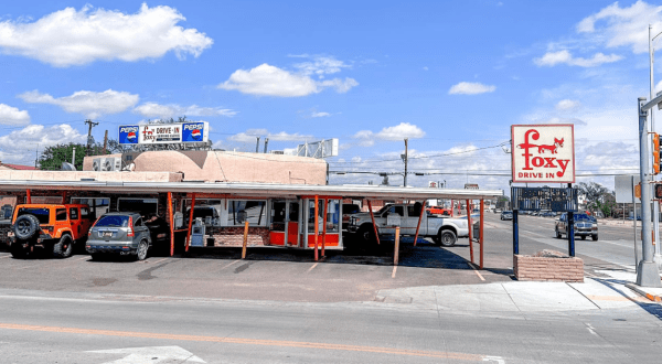 The Small-Town Diner In New Mexico Where Locals Catch Up Over Cheeseburgers And Shakes