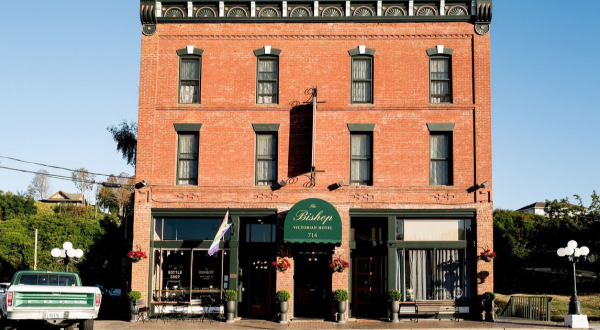 Experience Old West Luxury At One Of Washington’s Oldest Hotels