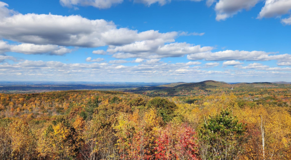 The Under-The-Radar Destination In Connecticut With The Most Beautiful Fall Foliage In The State