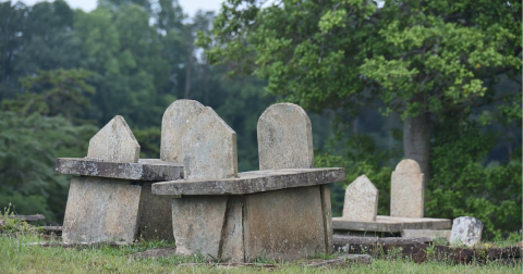 The Mount Hope Cemetery Is One Of Georgia's Spookiest Cemeteries