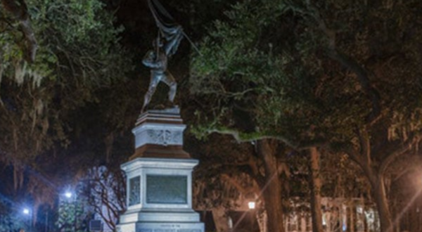 These Haunted Ghost Tours In Georgia Are Paranormal Experiences Like No Other
