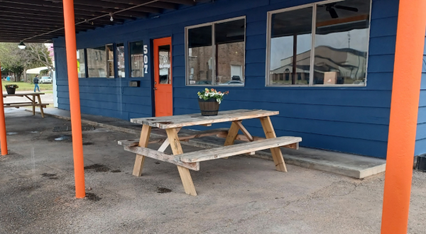 The Small-Town Diner In Oklahoma Where Locals Catch Up Over Chicken-Fried Steak And Homemade Dishes