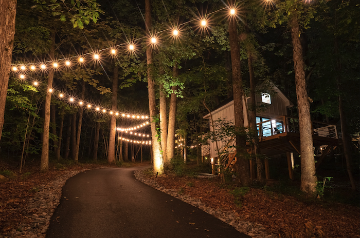 ReTreet luxury glamping resort offers treehouses in Scottsboro, Alabama