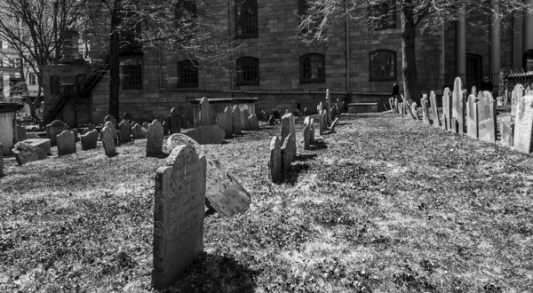 The Haunted Ghost Tour In Massachusetts Is A Paranormal Experience Like No Other