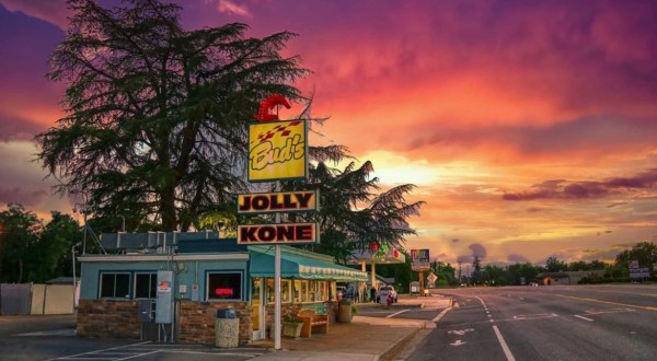 The Humble Hamburger Restaurant In Northern California That’s Been Owned By The Same Family For Over 56 Years