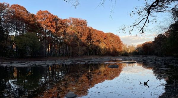 The Under-The-Radar Destination In North Carolina With The Most Beautiful Fall Foliage In The State