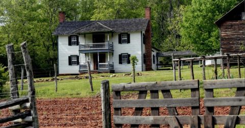 Take A Stroll Through North Carolina's Past At Horne Creek Farm