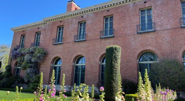 Take A Stroll Through Northern California’s Past At This Historic Mansion