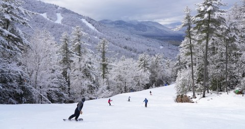 The Incredible Ski Resort In New Hampshire Is Perfect For Beginners To Enjoy A Day On The Slopes