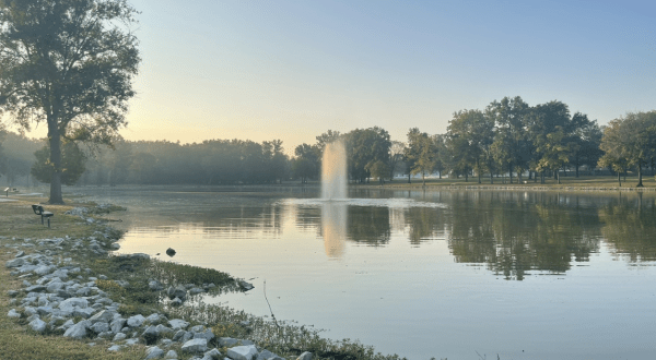 Enjoy A Long Walk At This Underrated City Park In Missouri