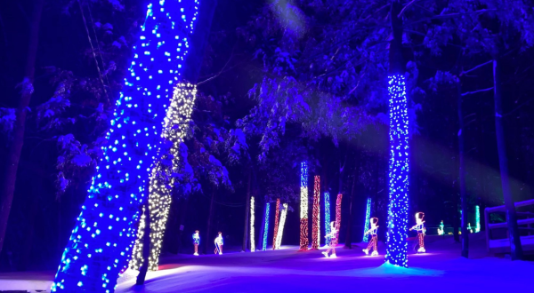 7 Christmas Light Displays In Pennsylvania That Are Pure Holiday Magic