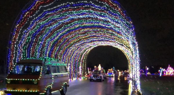 7 Light Displays In Oregon That Are Pure Holiday Magic