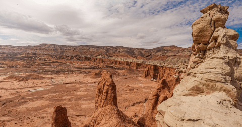 The Stunning Landscape In Utah That Appears As Though It Was Ripped From A Painting