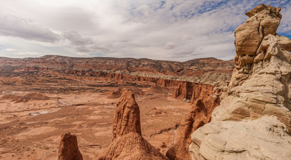 The Stunning Landscape In Utah That Appears As Though It Was Ripped From A Painting