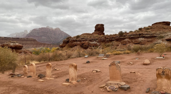 The Incredible Hike In Utah That Offers Views Of A Ghost Town Cemetery
