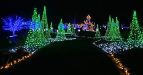 7 Christmas Light Displays In Virginia That Are Pure Holiday Magic
