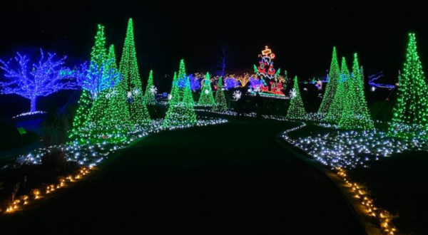 7 Christmas Light Displays In Virginia That Are Pure Holiday Magic