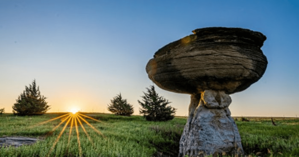 15 Incredible Natural Wonders In Kansas That Defy Explanation