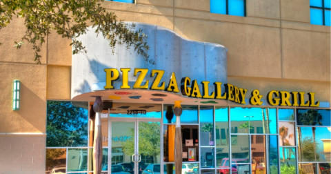 The One Restaurant In Florida Where Gourmet Pizza & Fine Art Collide